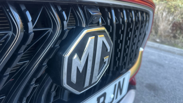 MG HS 1.5 T-GDI SE 5dr DCT Petrol Hatchback